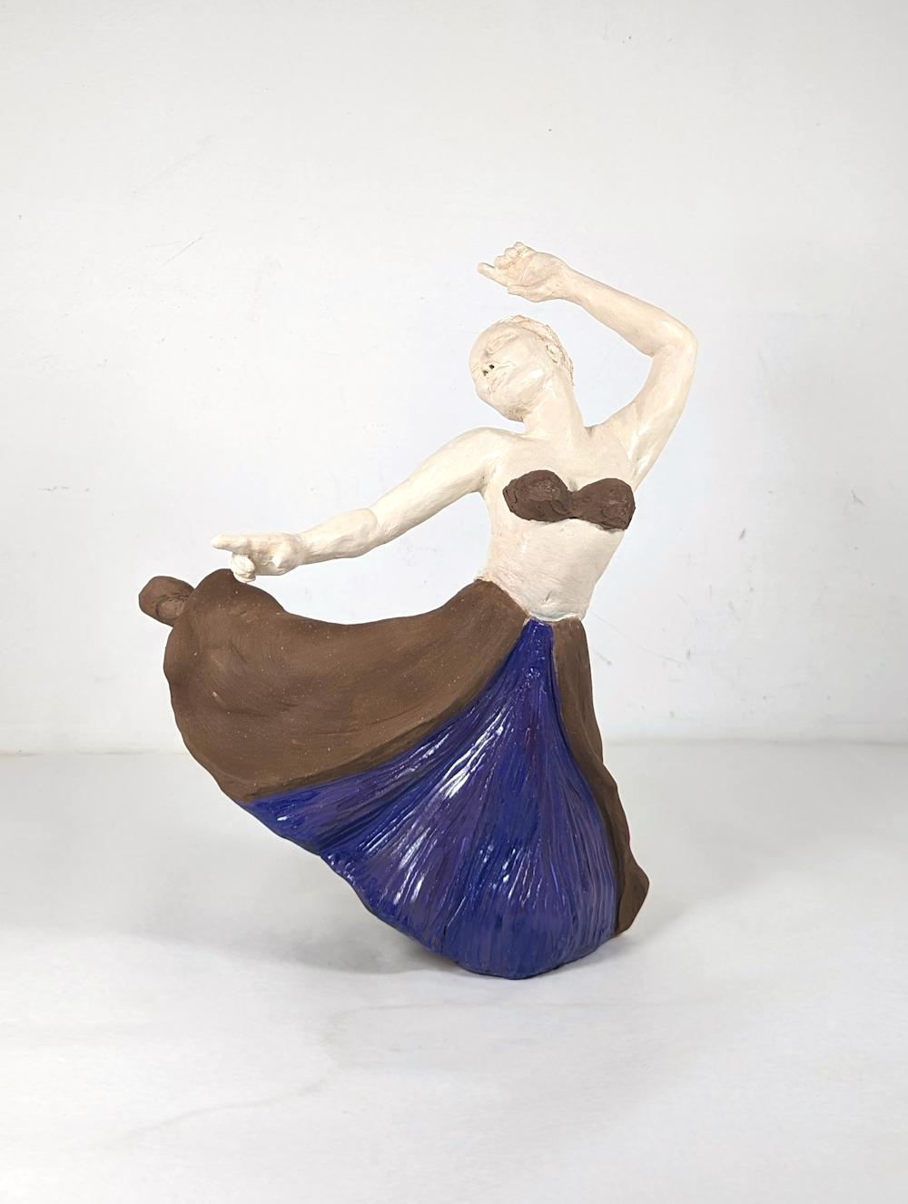 sculpture danseuse à la robe