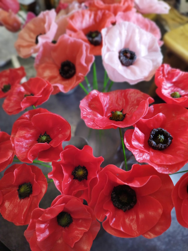 bouquet de coquelicot éternels réalisés à la porcelaine froide